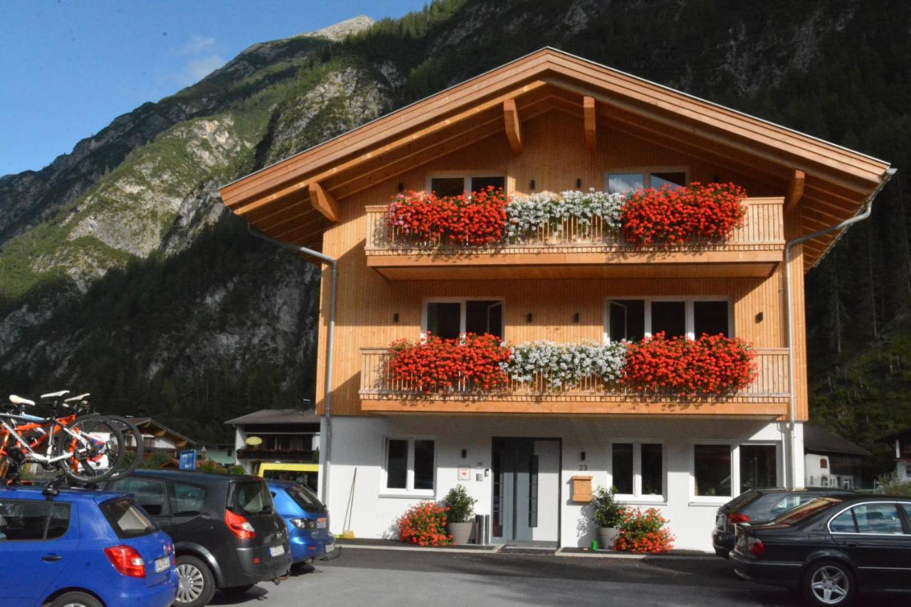 Pension Alpenblick Steeg Εξωτερικό φωτογραφία
